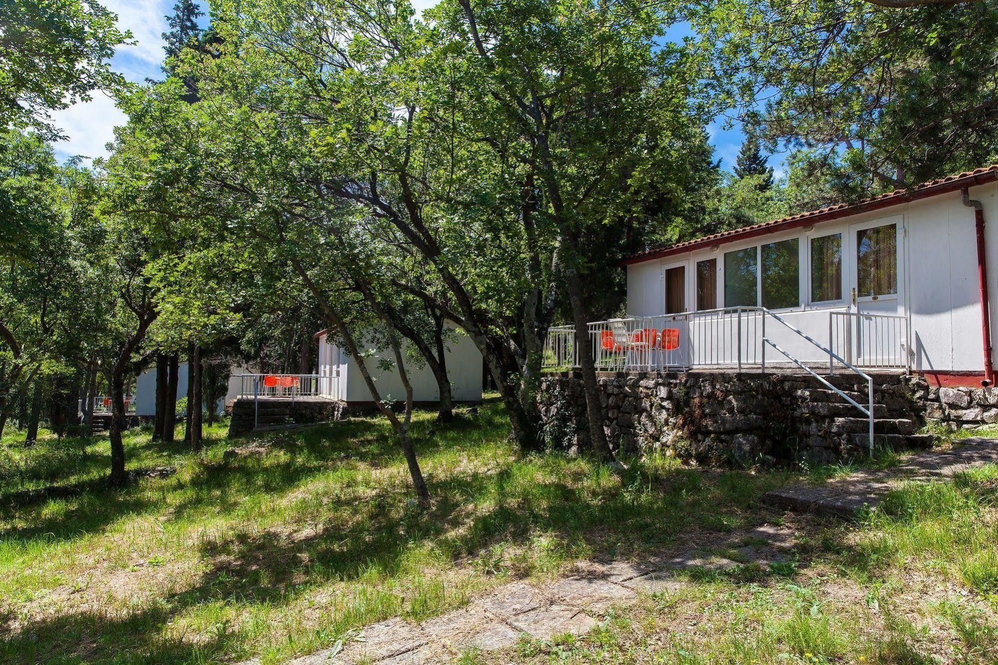 Paviljoni & Bungalow Kacjak Crikvenica Eksteriør bilde