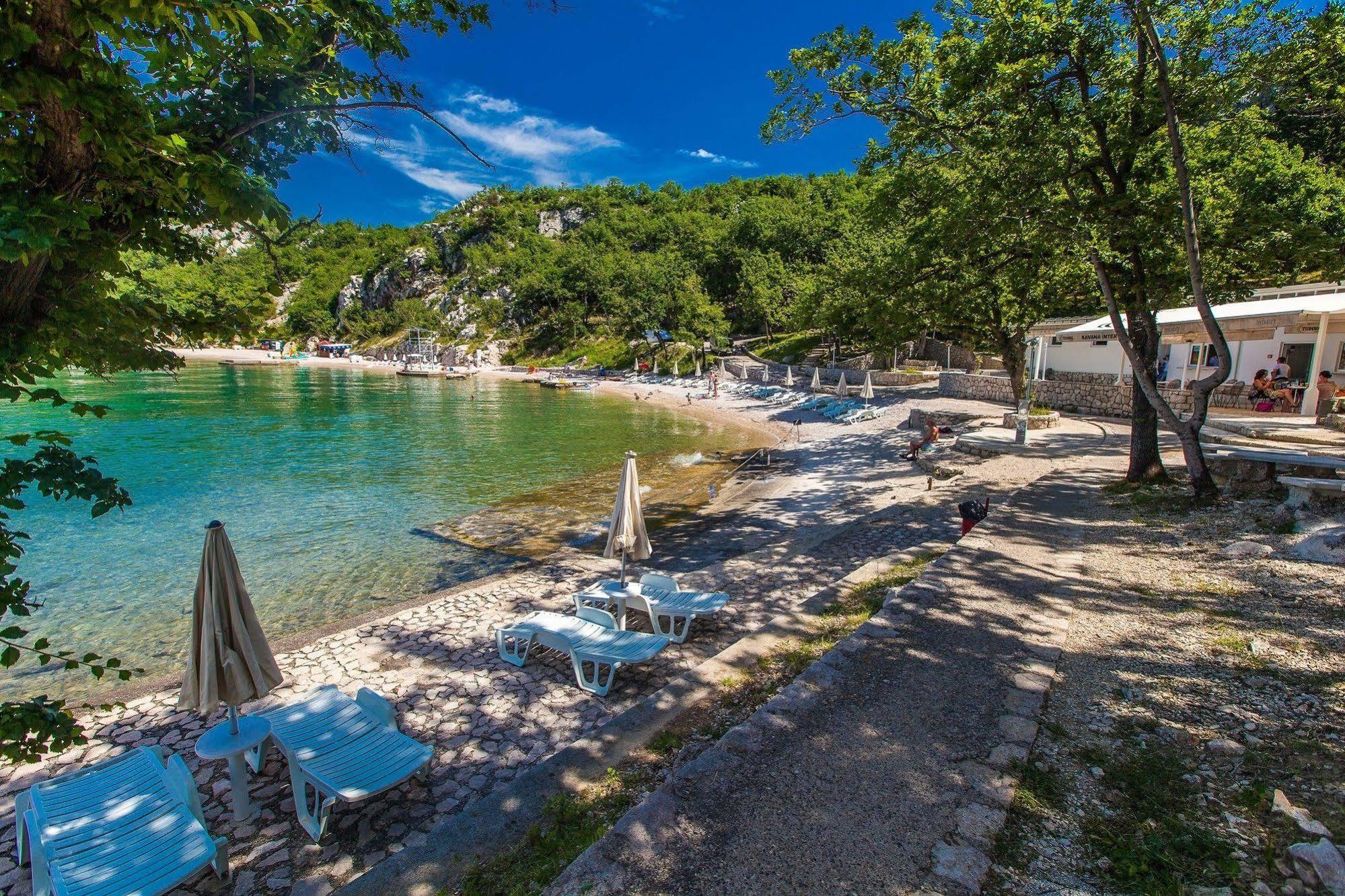 Paviljoni & Bungalow Kacjak Crikvenica Eksteriør bilde