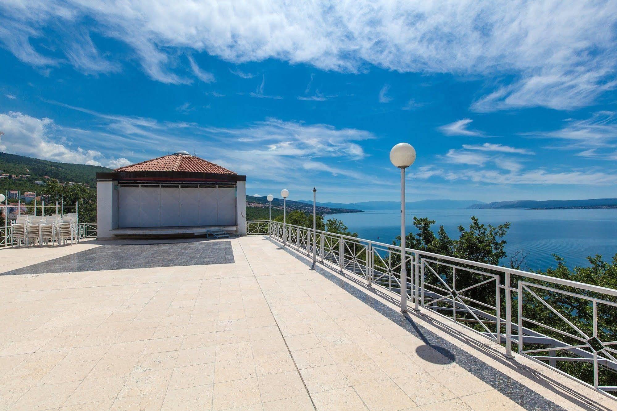 Paviljoni & Bungalow Kacjak Crikvenica Eksteriør bilde