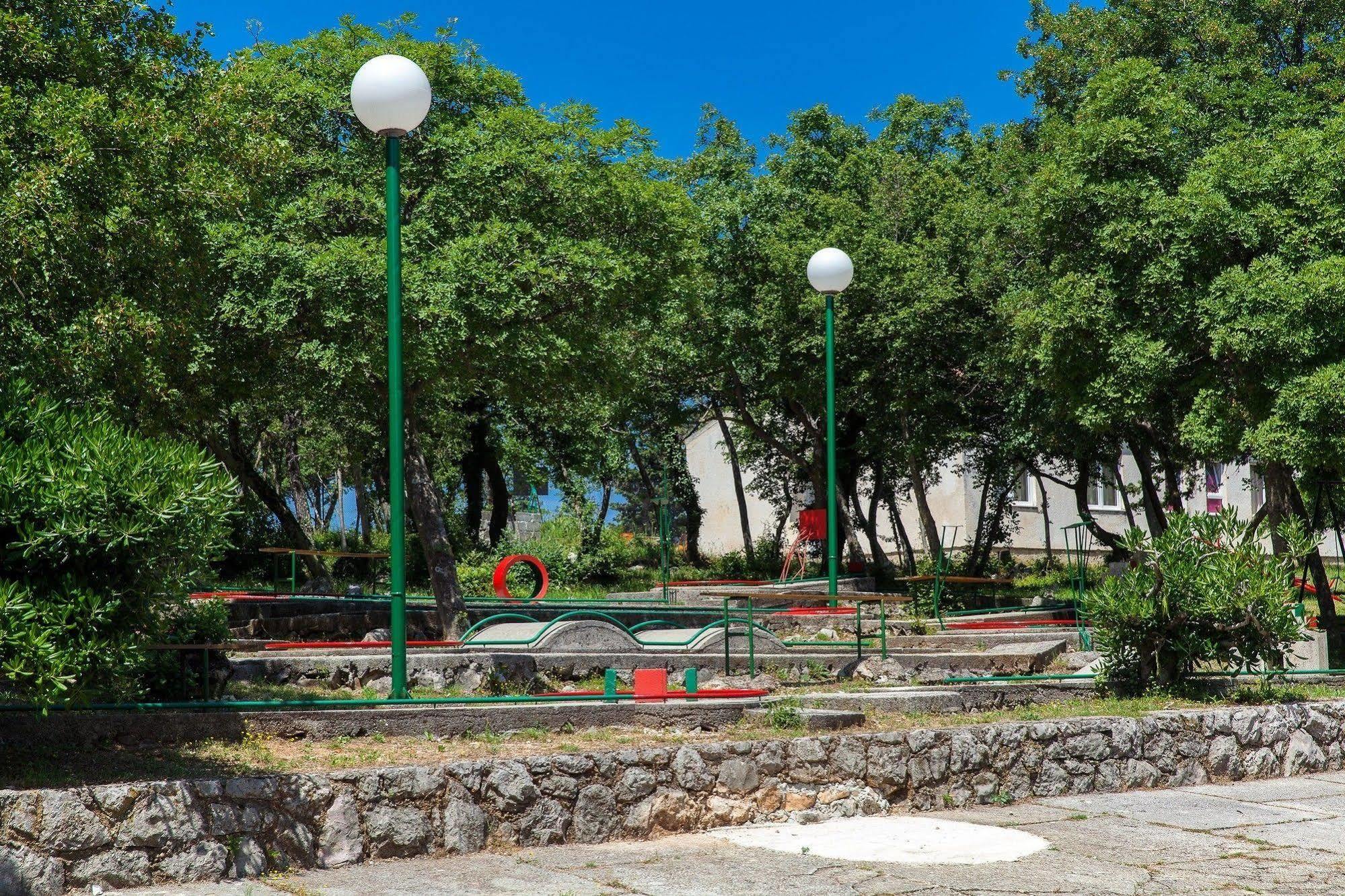 Paviljoni & Bungalow Kacjak Crikvenica Eksteriør bilde